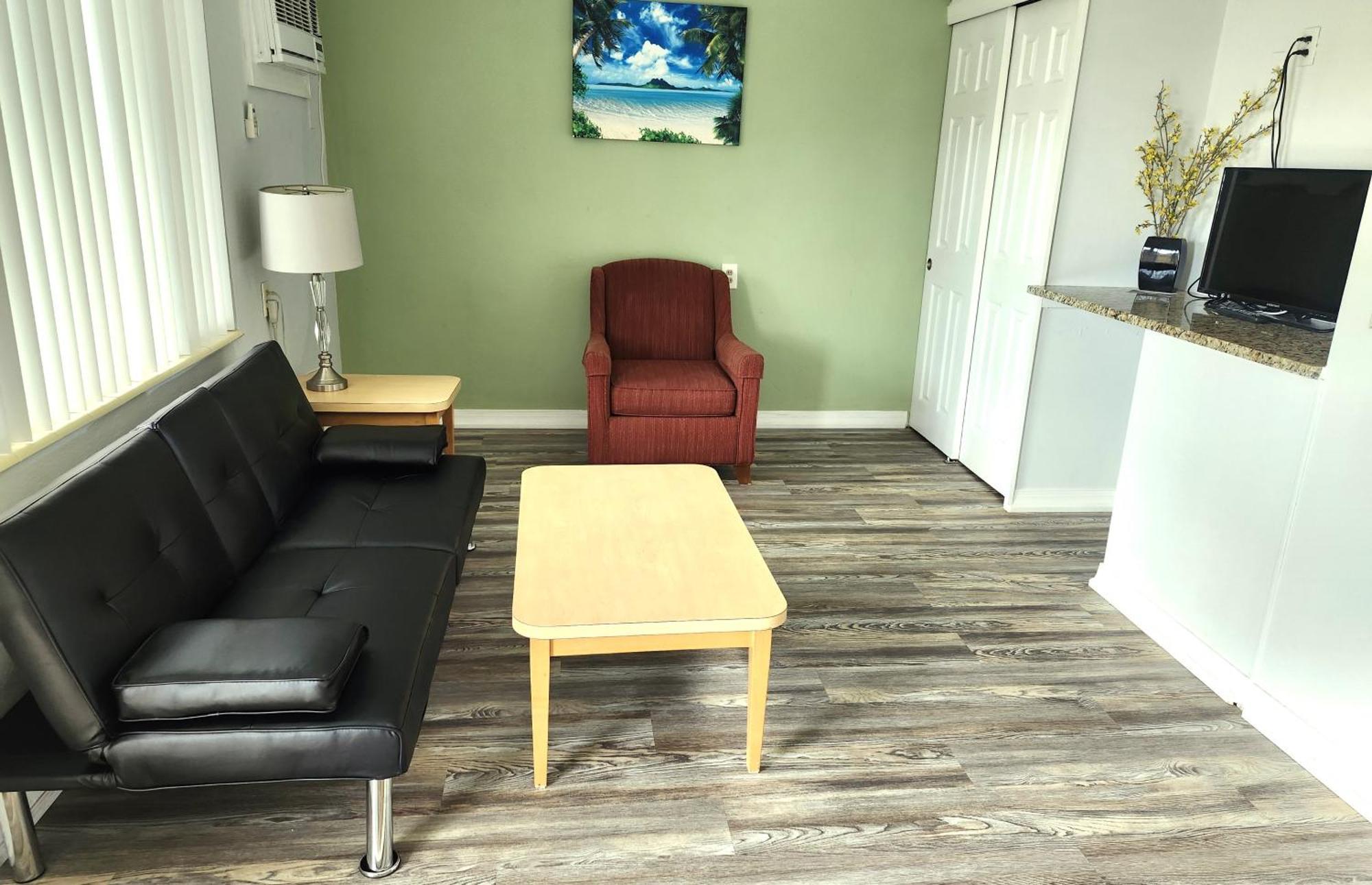 Johns Pass Motel